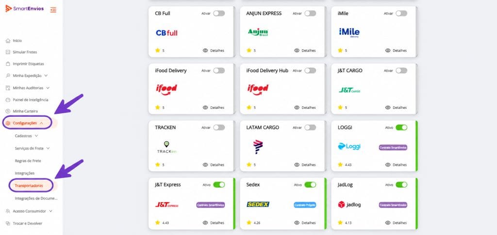 Tela da plataforma SmartEnvios mostrando o menu Configurações e a seção Transportadoras para gerenciamento de opções de envio.